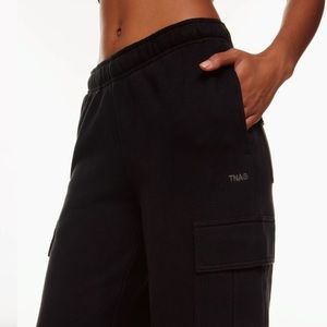 TNA Cozy cargo sweatpant